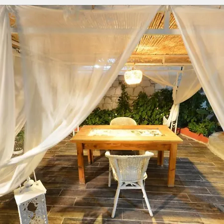 מלון Alacati Sunset Boutique איזמיר